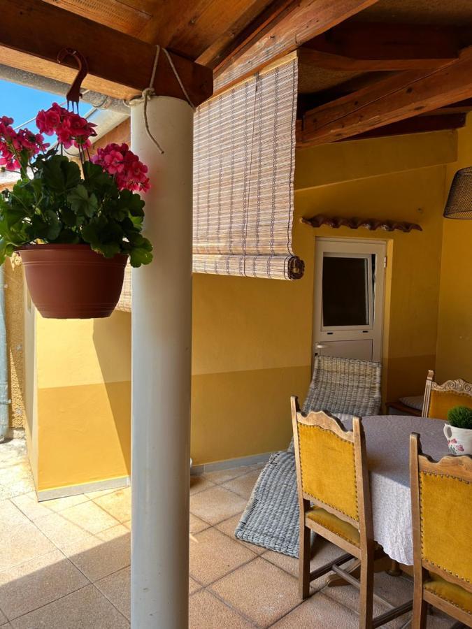 Apartamento Zio Nino Sutomiscica Exterior foto